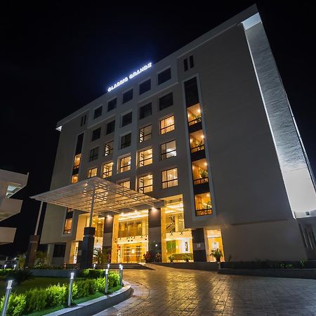 Classic Grande,A Member Of Radisson Hotel Imphal Exterior photo