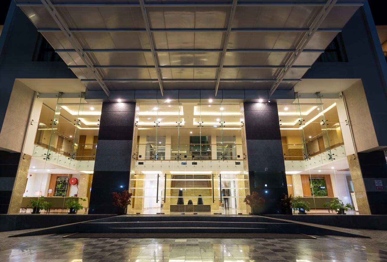 Classic Grande,A Member Of Radisson Hotel Imphal Exterior photo